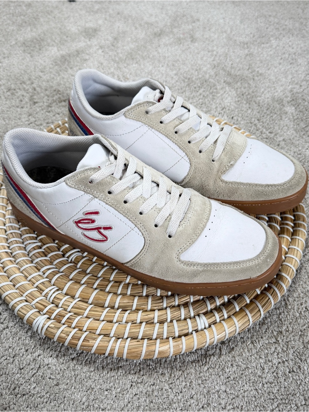 eS Men’s Shoes Sneakers EOS Jkwon Leather Suede Skates in White/Gum 9.5